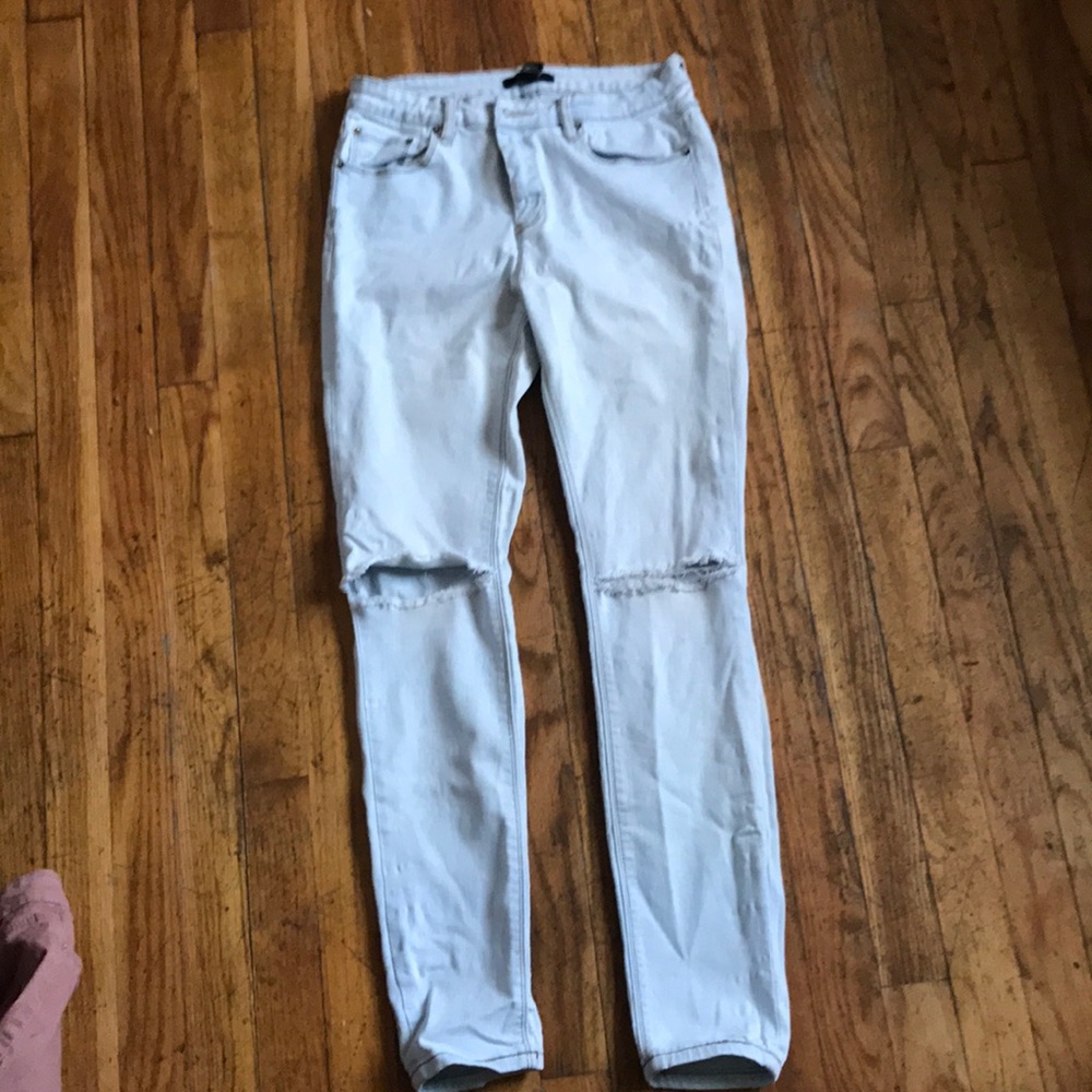 Light jeans